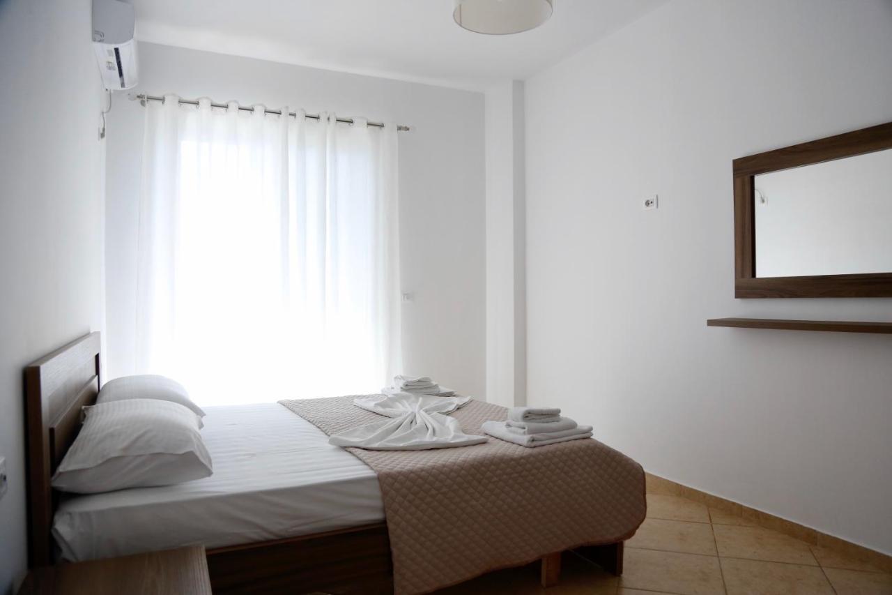 Sea La Vie Apartments Саранда Екстер'єр фото